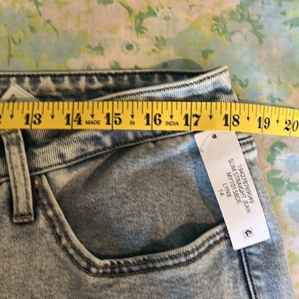 NWT Seven7 | High Rise Slim Straight Jean Plus Size 14 Lightwash 90s 80s - Picture 12 of 15